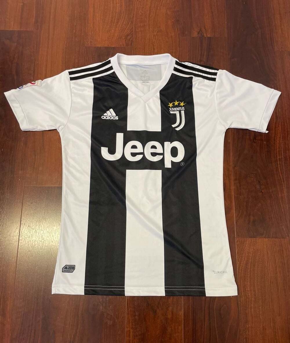 Adidas Juventus 2018-19 Home Authentic Jersey Size S